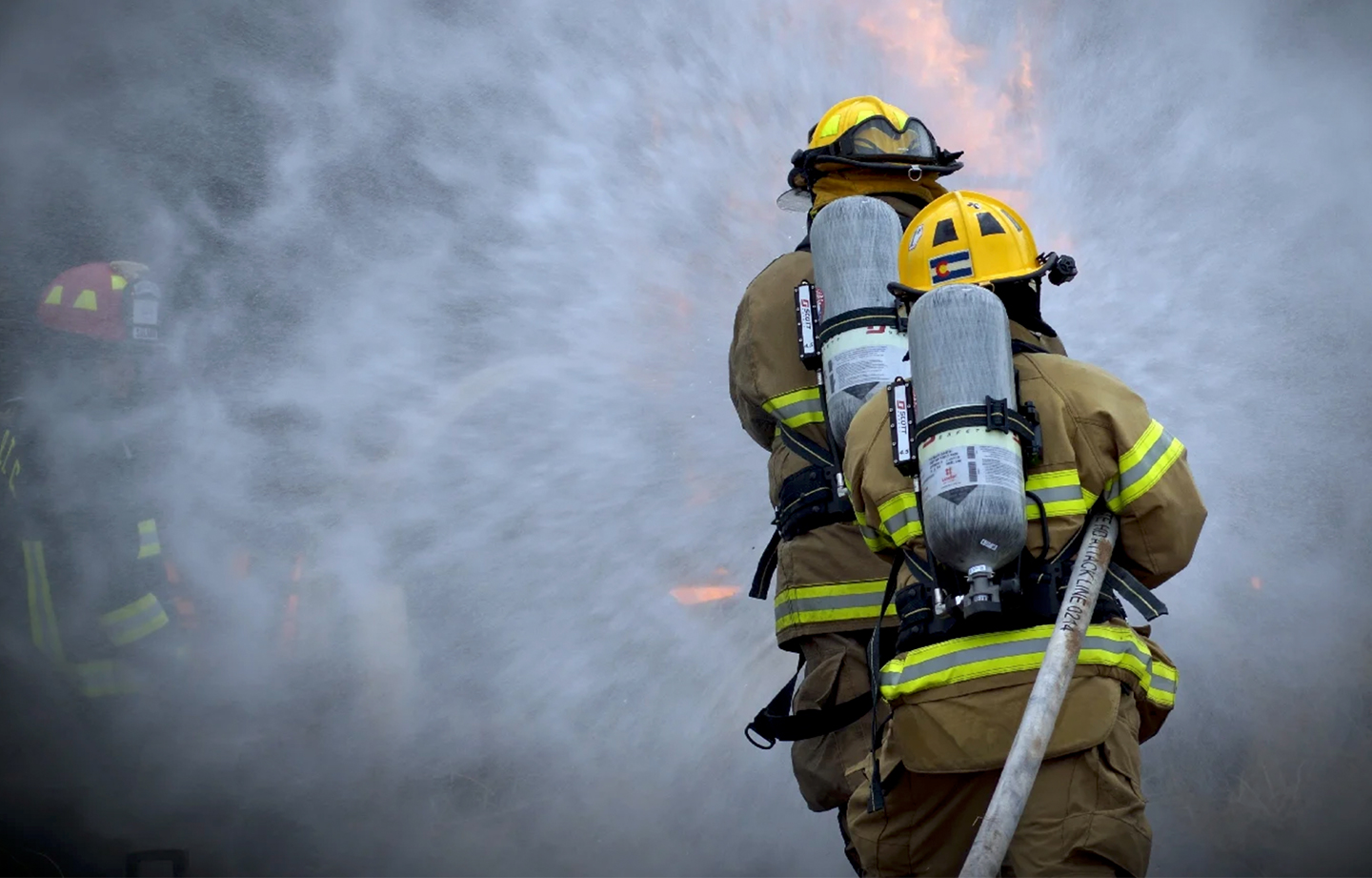 eroe antincendio e anticolore