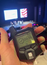 g6-punto-rosso-gala-dispositivo2