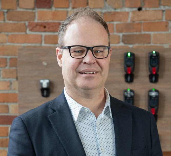 chris-curry-vicepresidente-contabilità-finanza